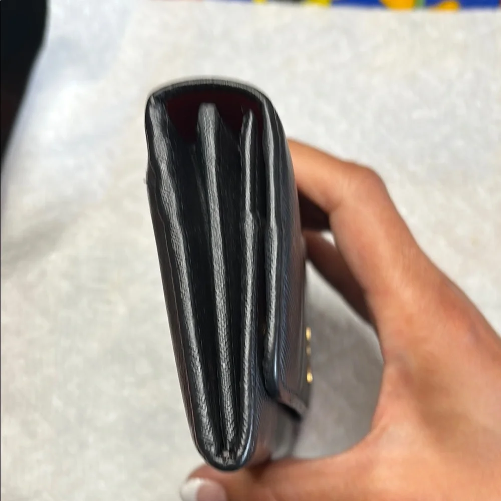 Prada Large Saffiano Wallet - Picture 14 of 15